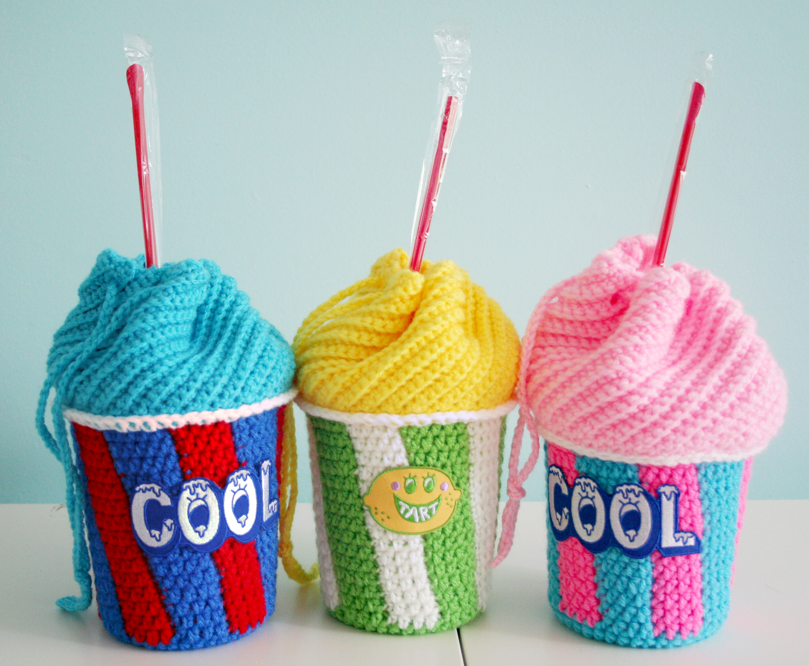 Free Crochet Pattern: Slushee Cup Drawstring Bag | Twinkie Chan Blog