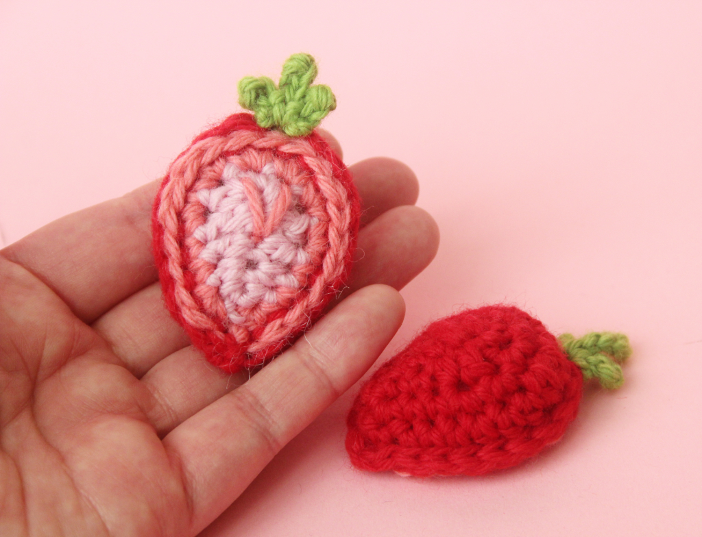 Ravelry: Strawberry Shortcake Stand-Mixer Cover pattern by Twinkie Chan